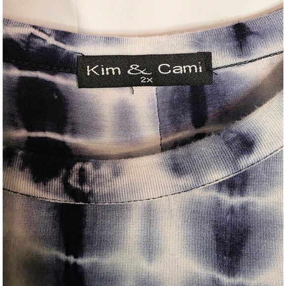 Kim & Cami Long Sleeve Top Women 2X Blue White Tie Dye Squares Faux Button Back - Picture 2 of 6